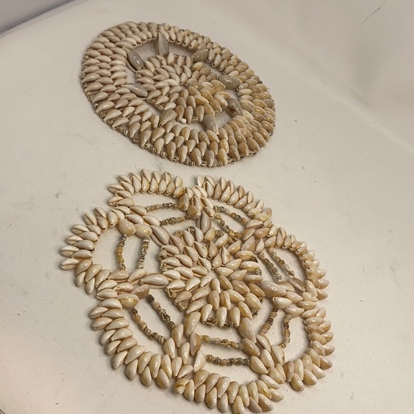 Set of Two Pukka Shell Large Coasters - Picture 1 of 4